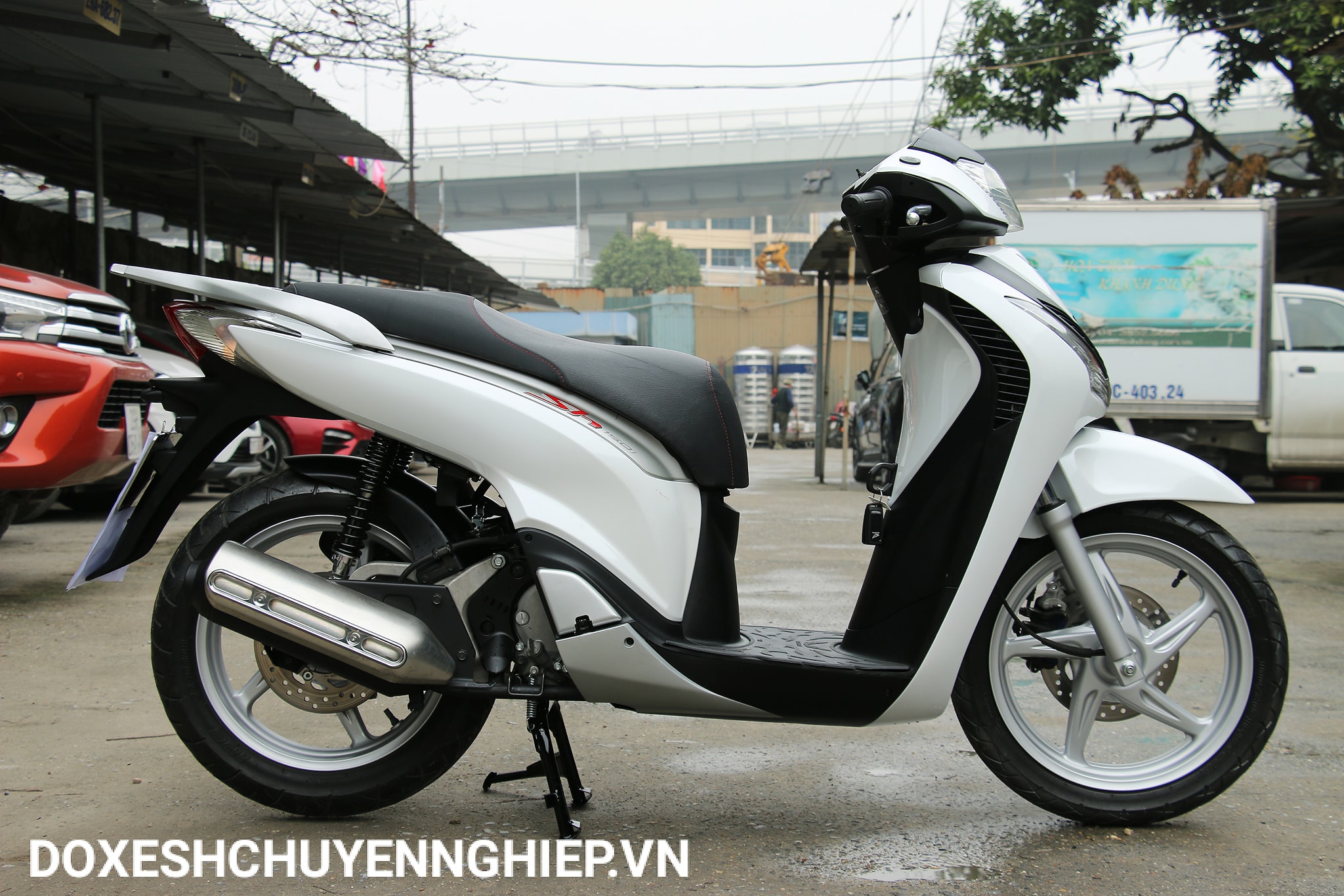 Honda SH 150 Nhập Ý 210 Màu trắng chính chủ biển30    Giá 30 triệu   0375911464  Xe Hơi Việt  Chợ Mua Bán Xe Ô Tô Xe Máy Xe Tải Xe Khách  Online